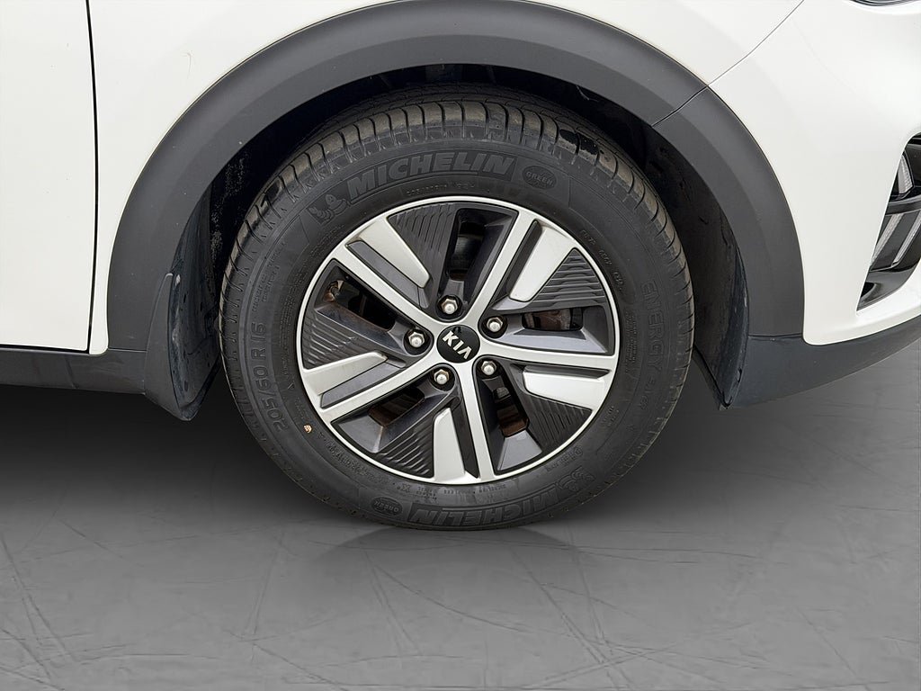 Vehicle Image 31