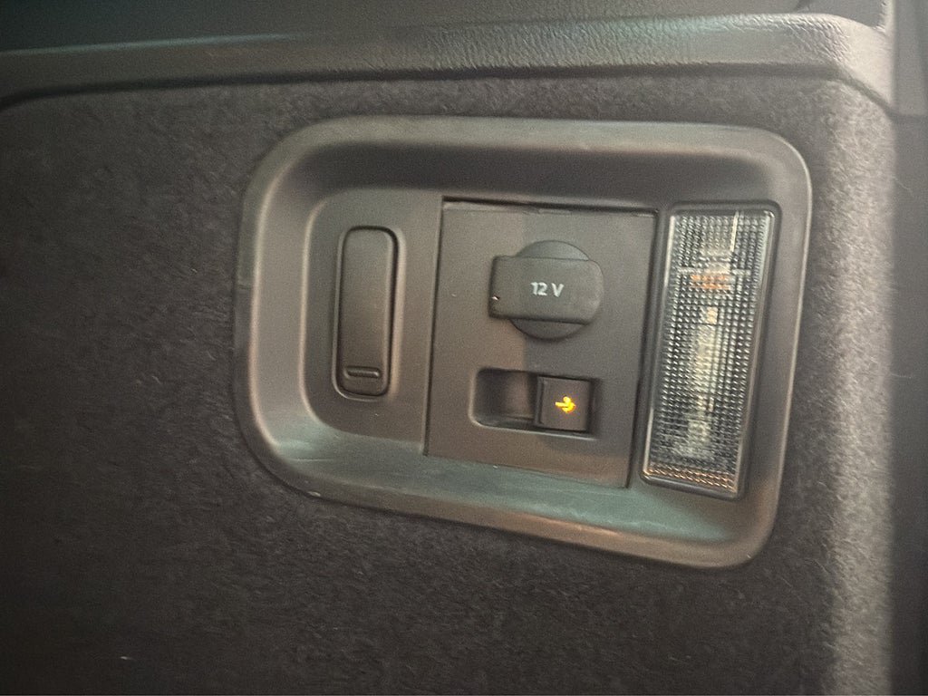 Vehicle Image 33