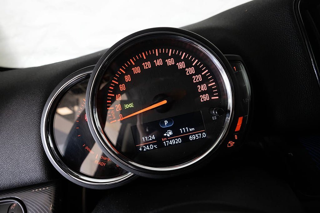 Vehicle Image 18