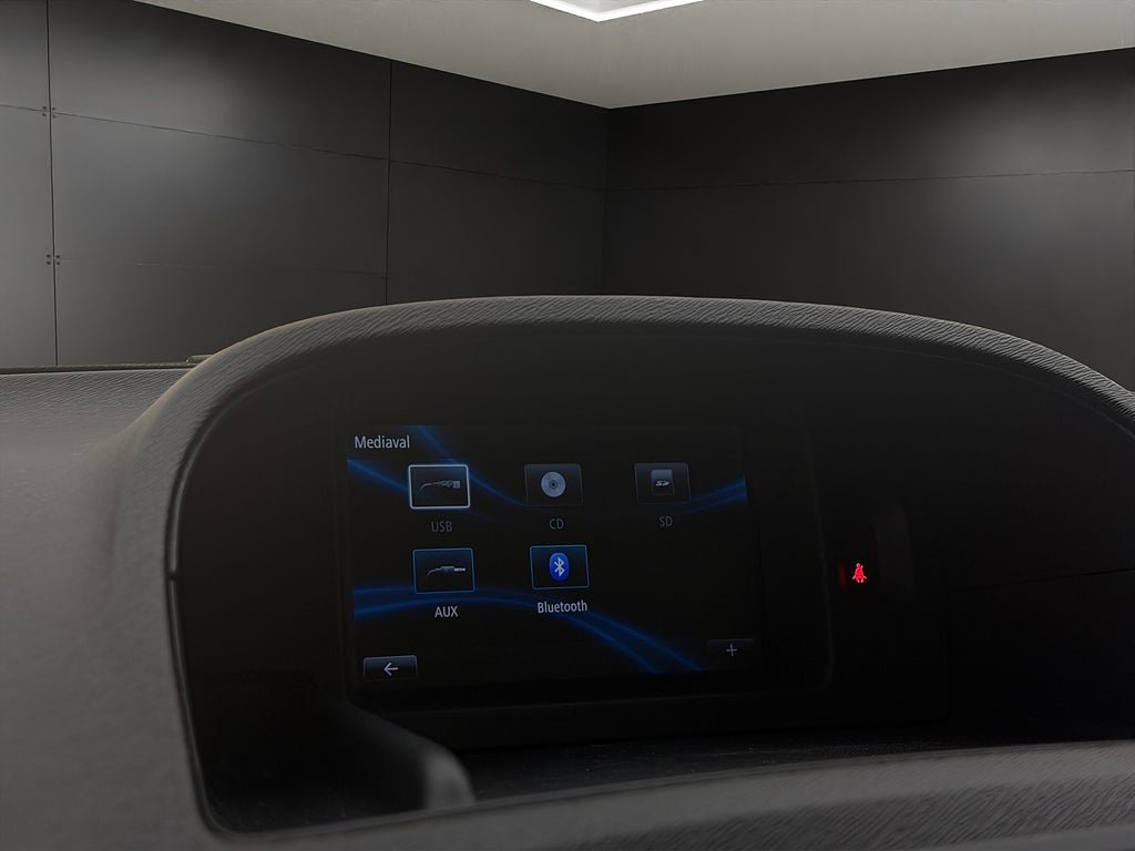 Vehicle Image 23
