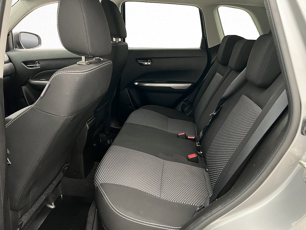 Vehicle Image 18