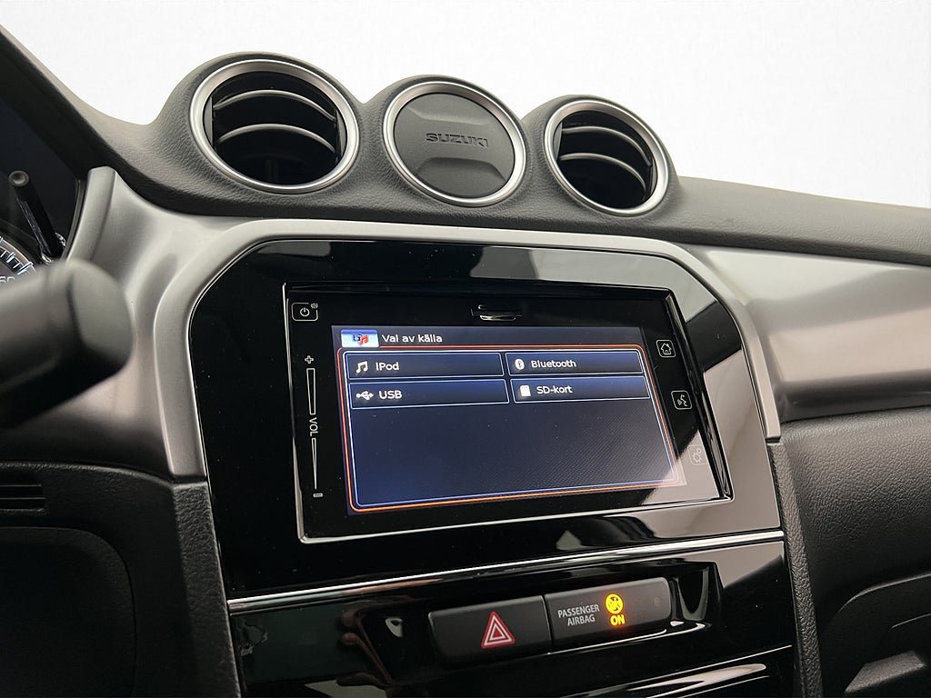 Vehicle Image 22