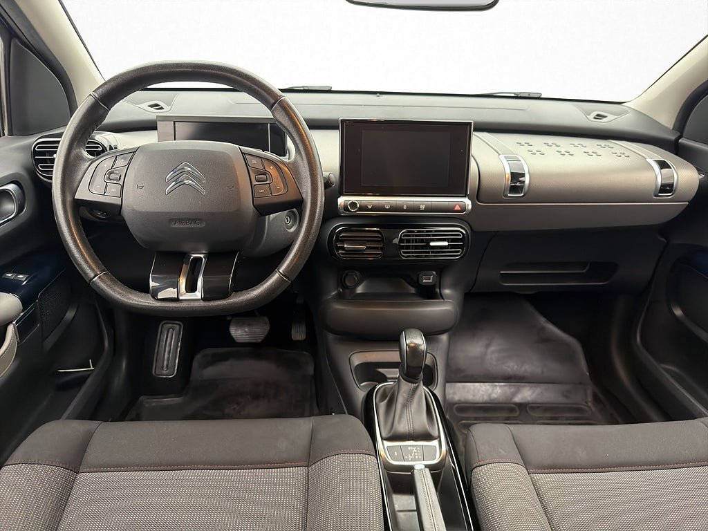Vehicle Image 13