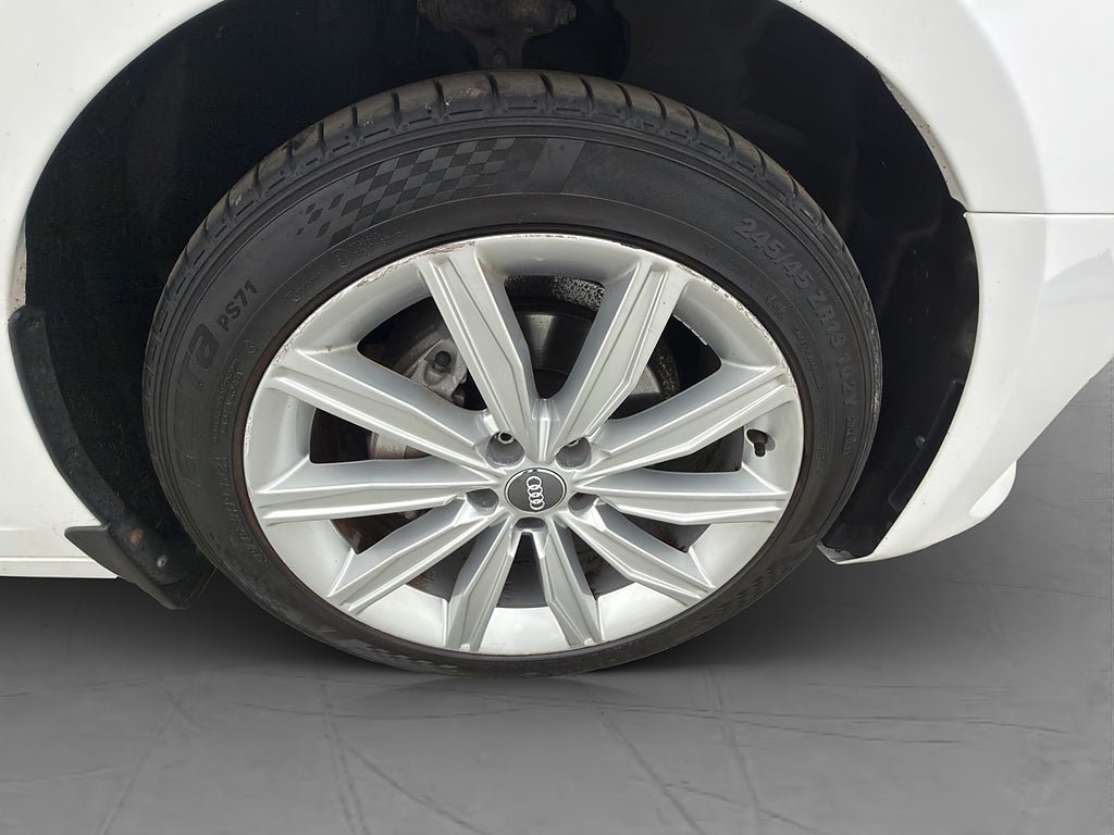 Vehicle Image 31