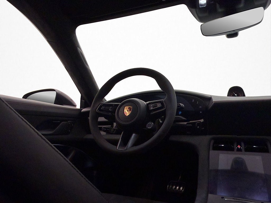 Vehicle Image 38