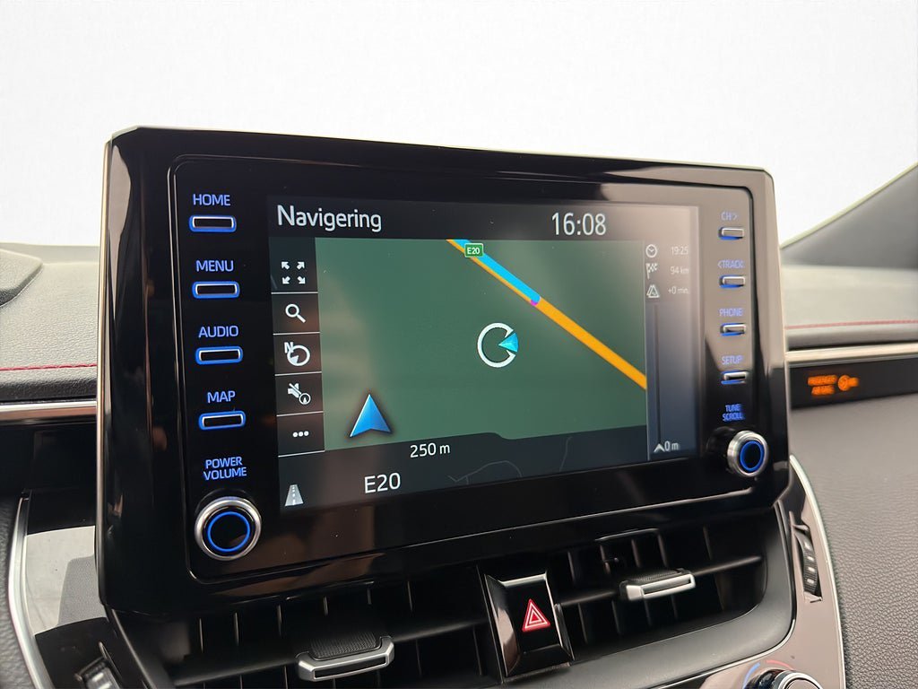 Vehicle Image 18