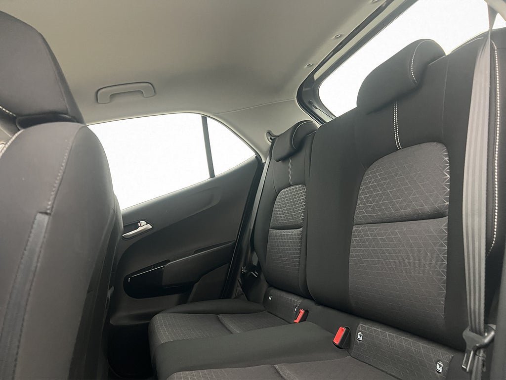Vehicle Image 22