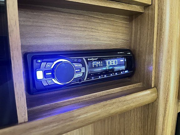 Vehicle Image 22