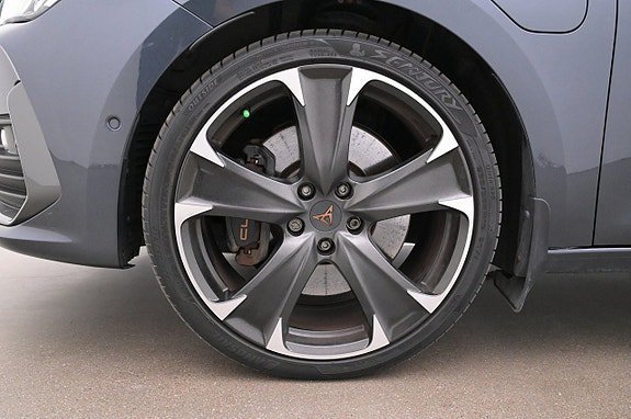 Vehicle Image 27