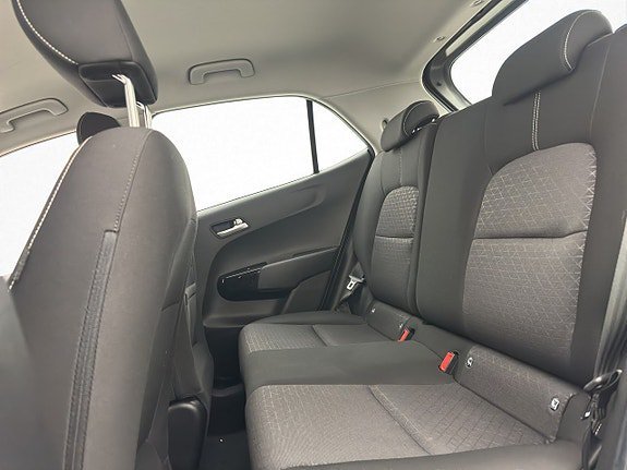 Vehicle Image 23