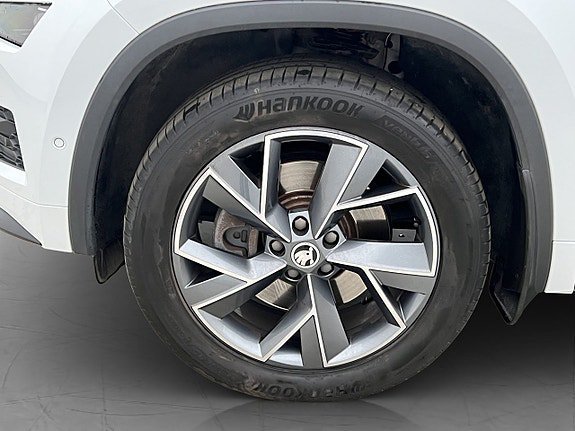 Vehicle Image 38