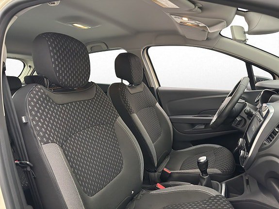 Vehicle Image 23