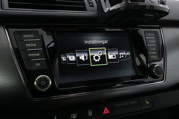 Vehicle Image 28