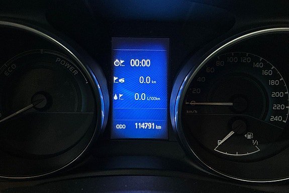 Vehicle Image 17