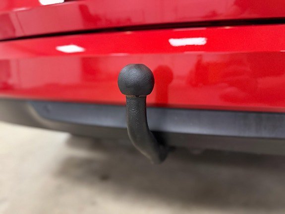 Vehicle Image 25