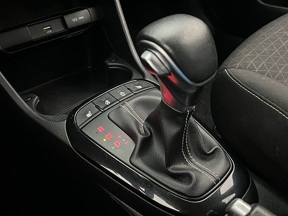 Vehicle Image 24