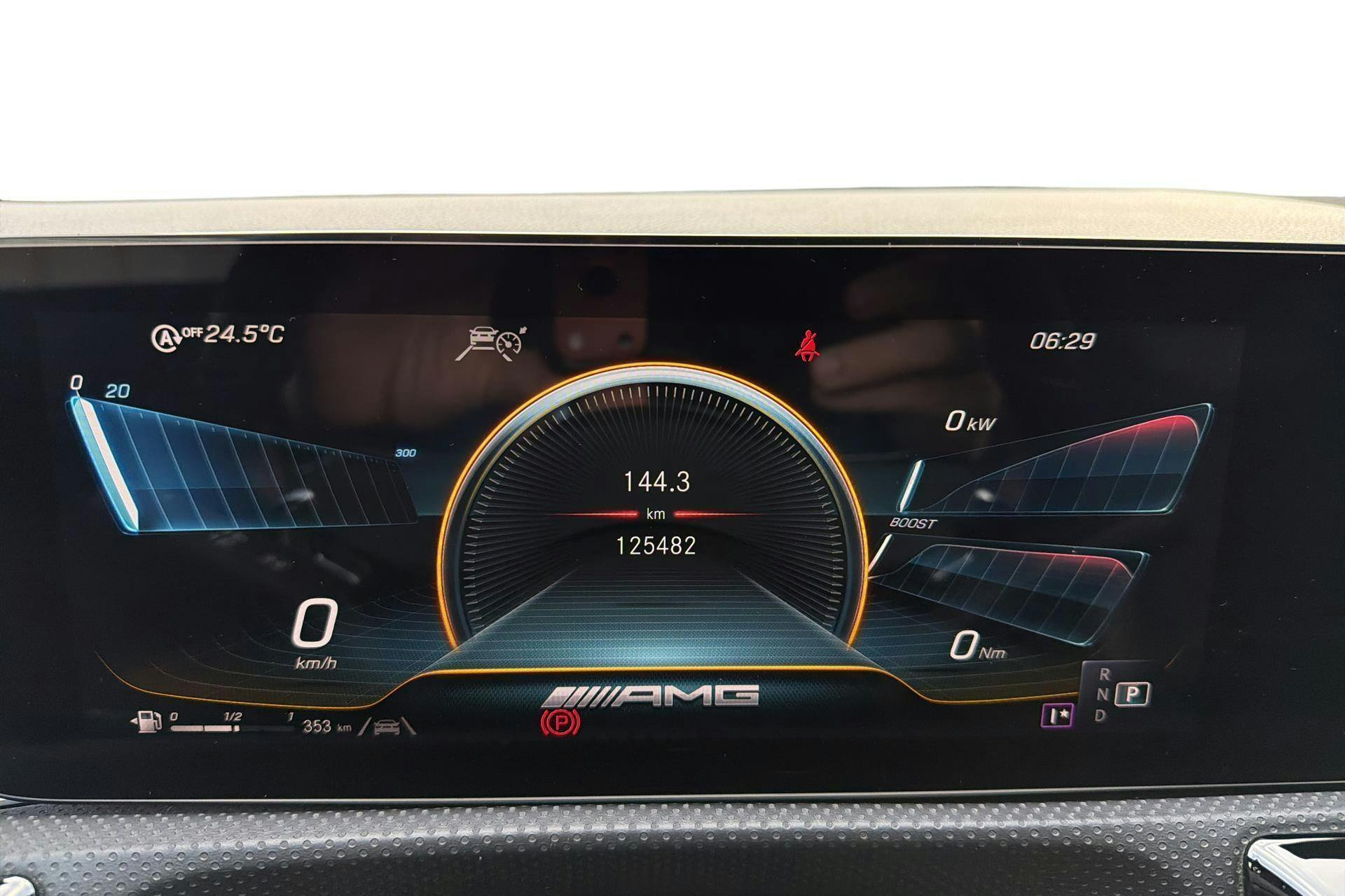 Vehicle Image 11
