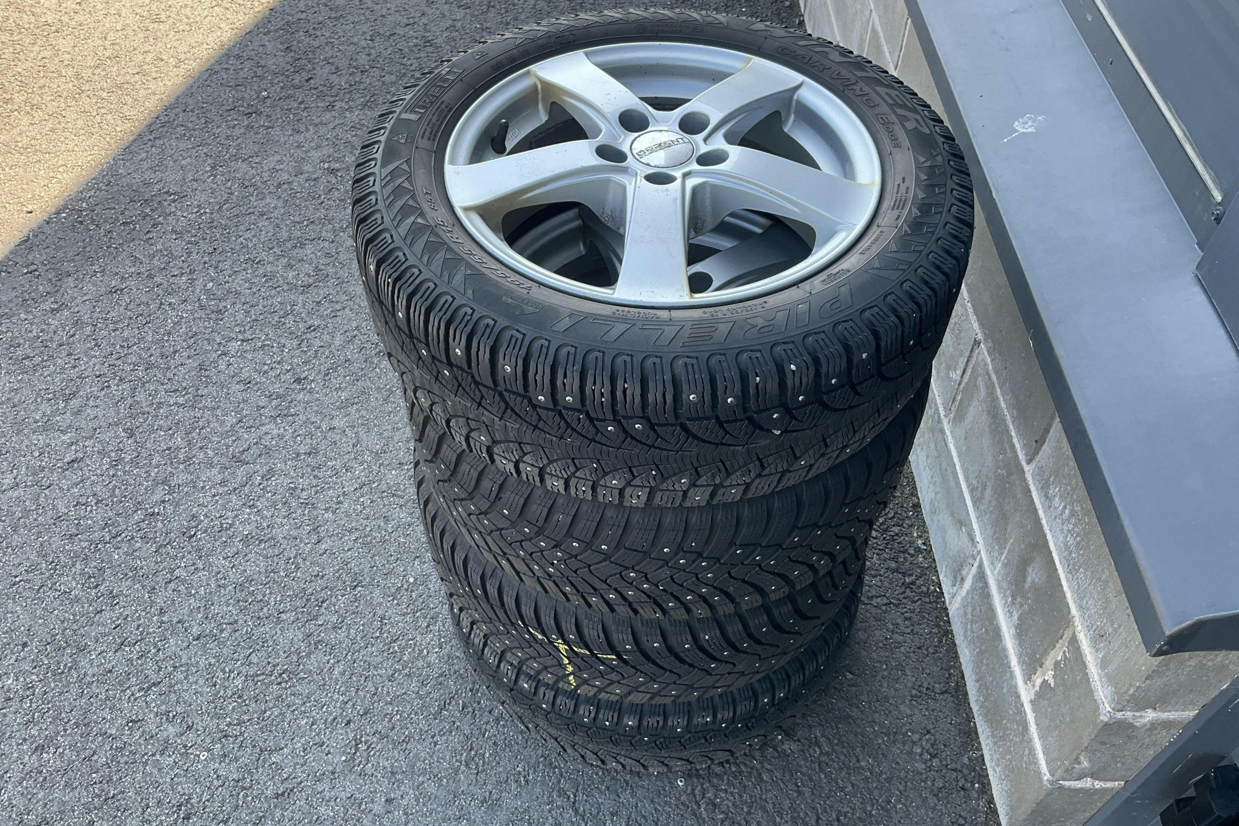 Vehicle Image 13