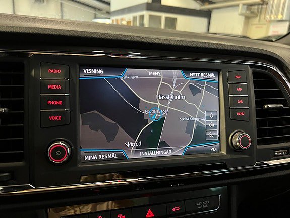 Vehicle Image 17