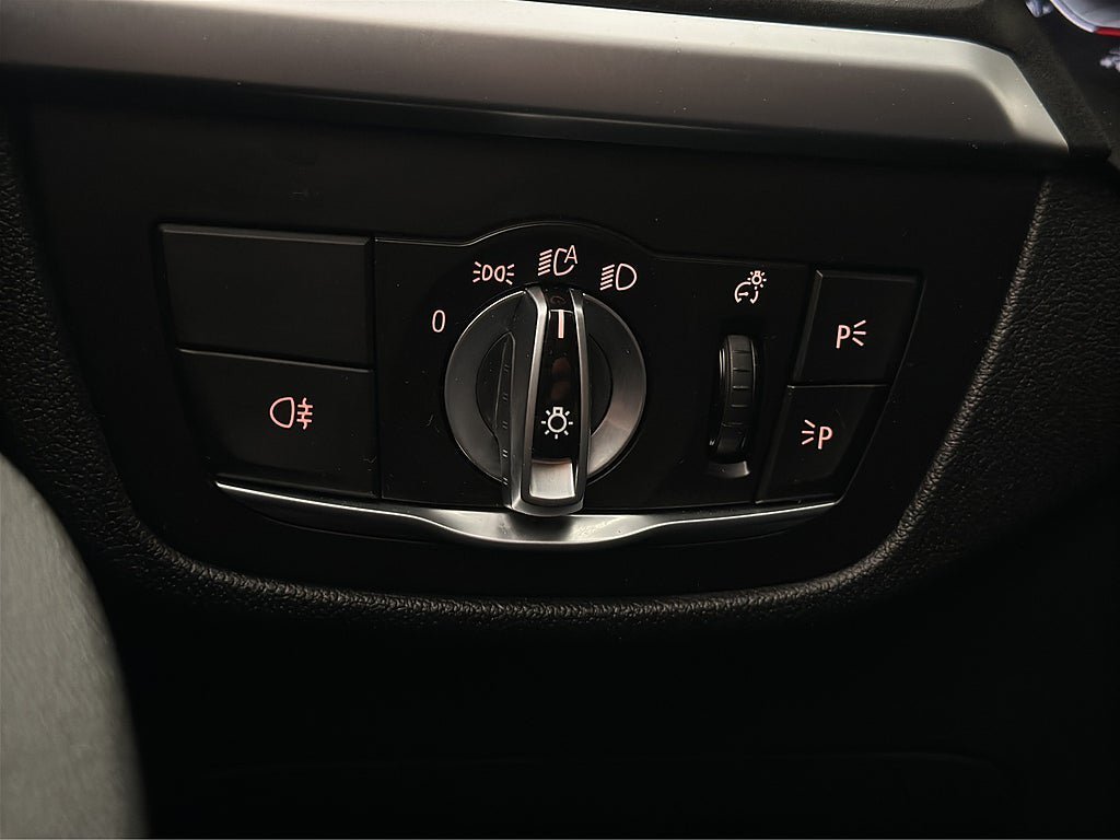 Vehicle Image 28