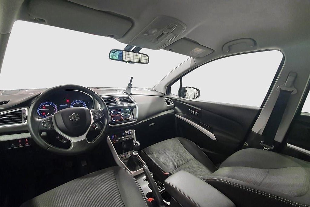 Vehicle Image 14