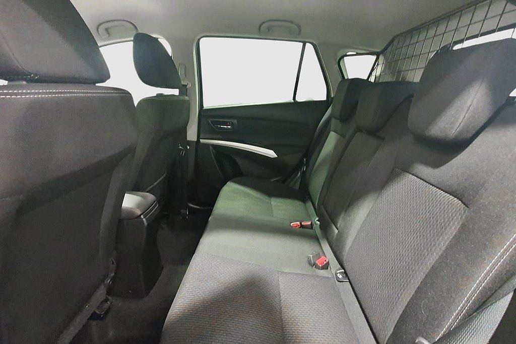 Vehicle Image 19