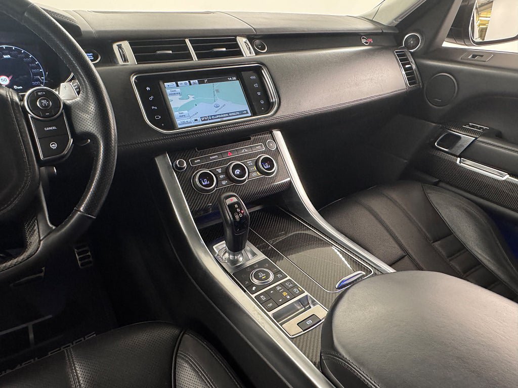 Vehicle Image 8