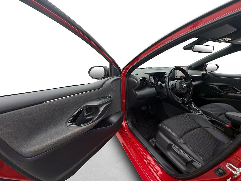 Vehicle Image 11