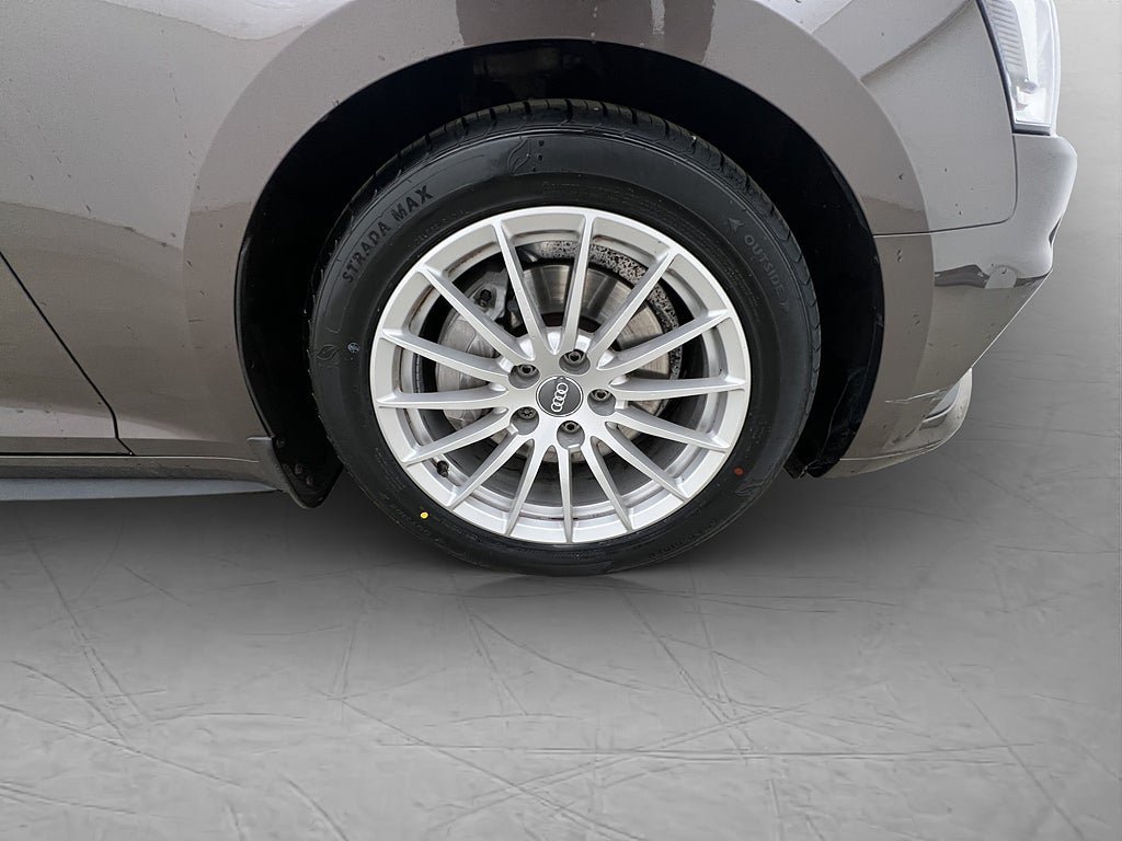 Vehicle Image 33