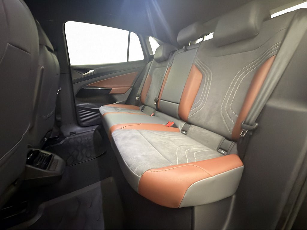 Vehicle Image 30