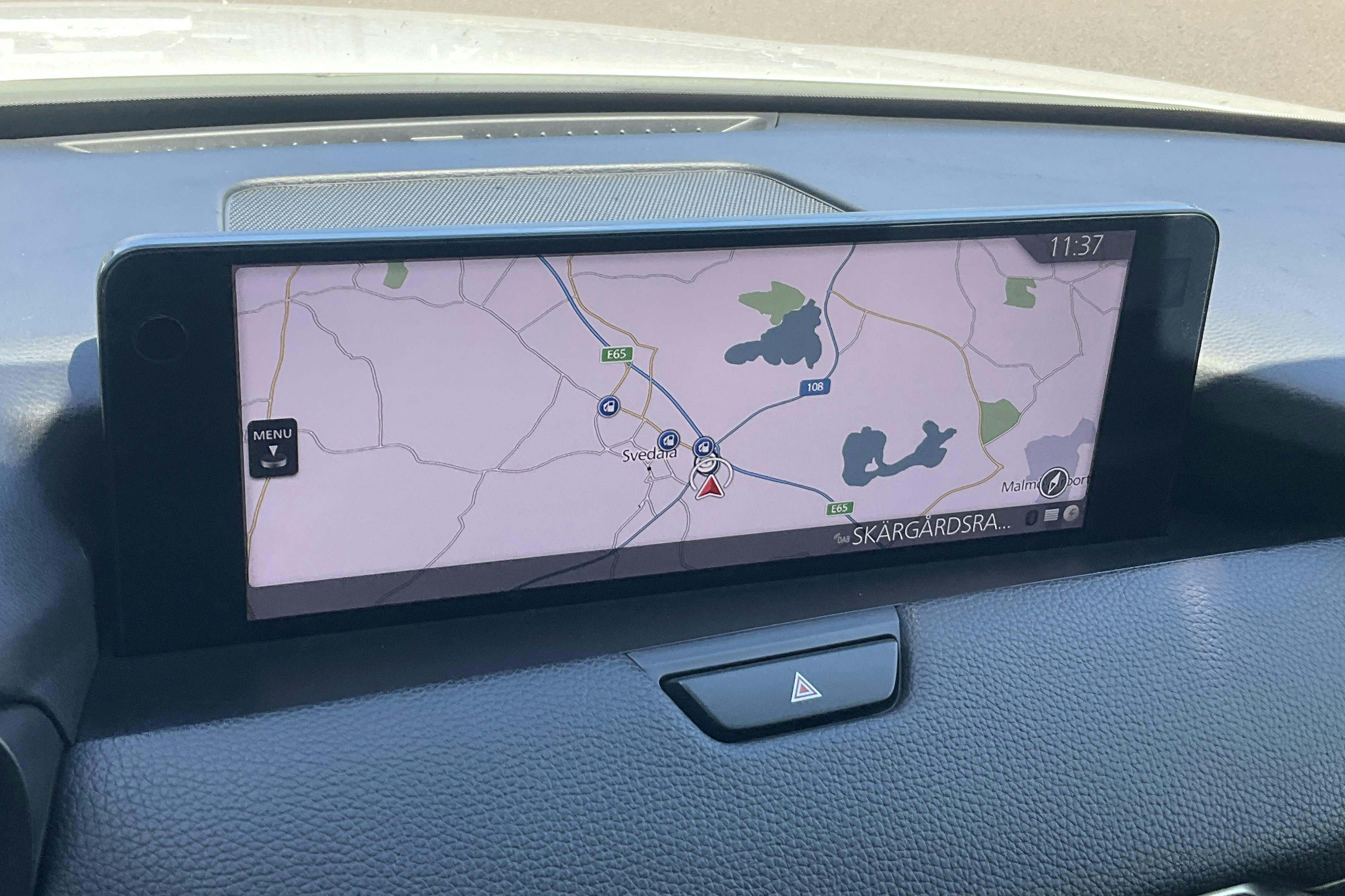 Vehicle Image 11