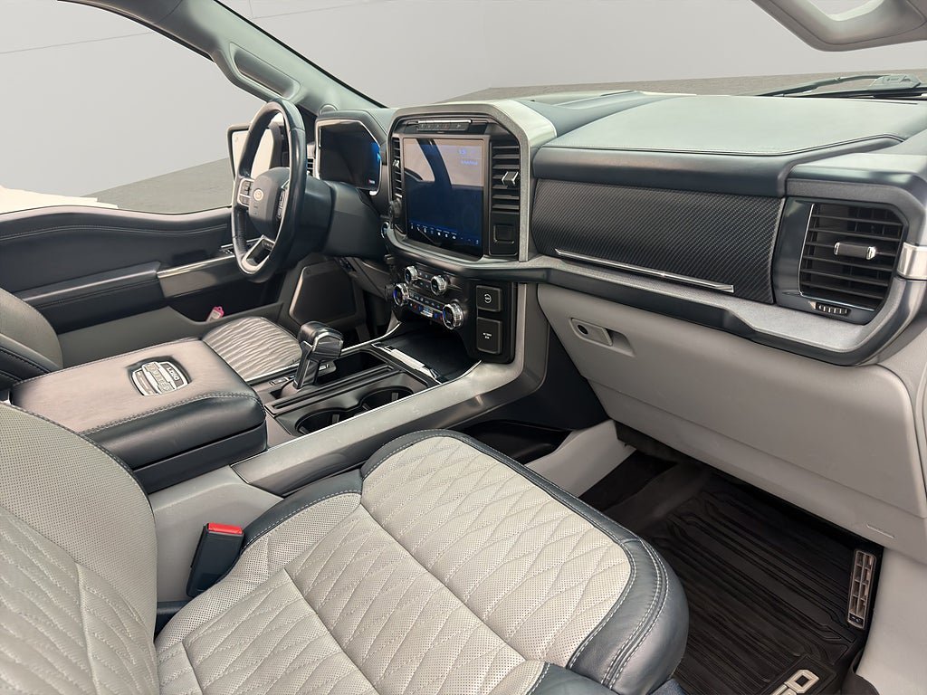 Vehicle Image 36