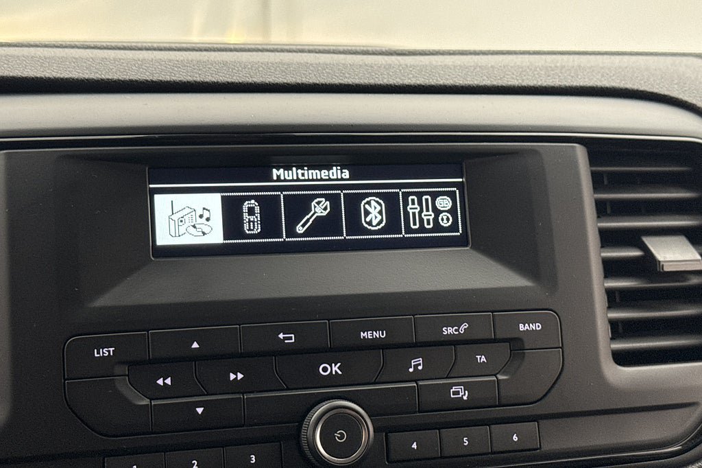 Vehicle Image 27