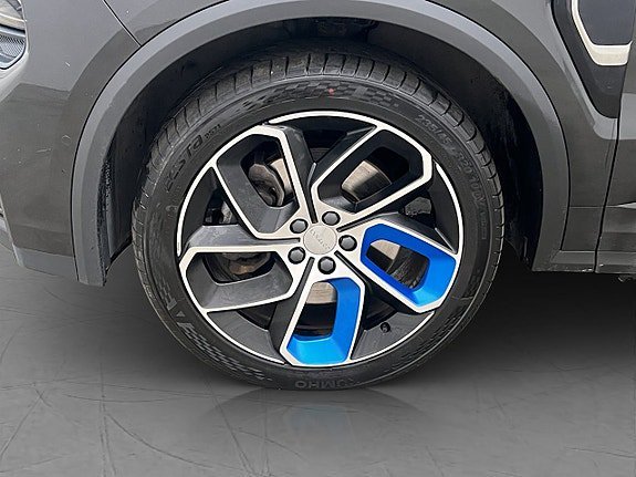 Vehicle Image 31