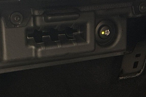 Vehicle Image 32