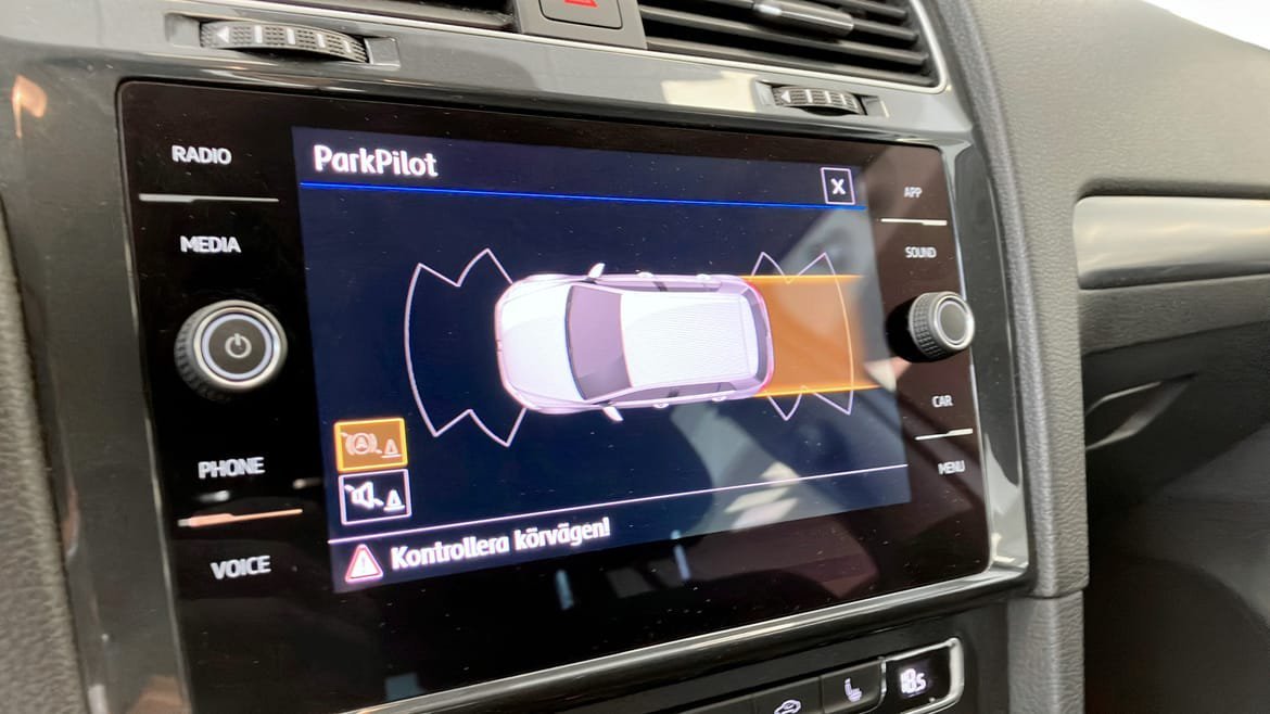 Vehicle Image 9