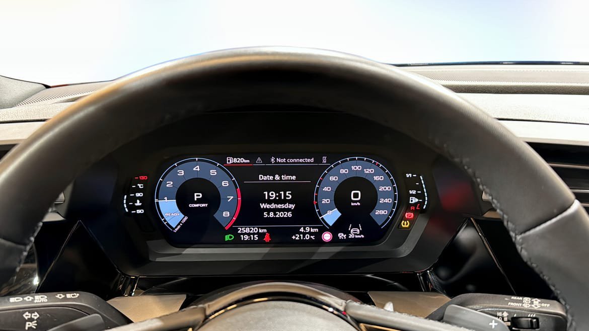 Vehicle Image 18