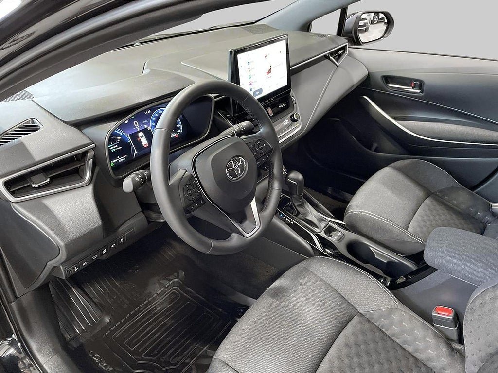 Vehicle Image 28