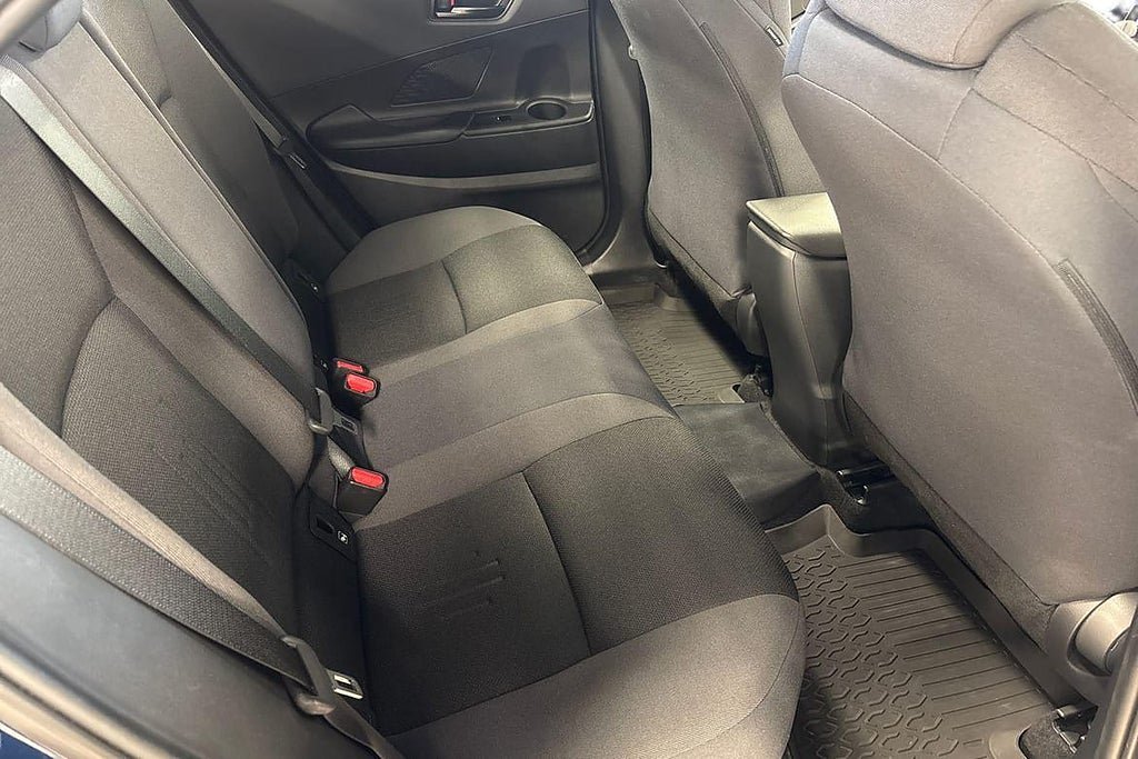 Vehicle Image 9