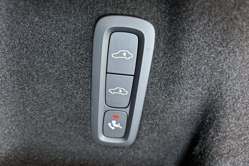 Vehicle Image 28