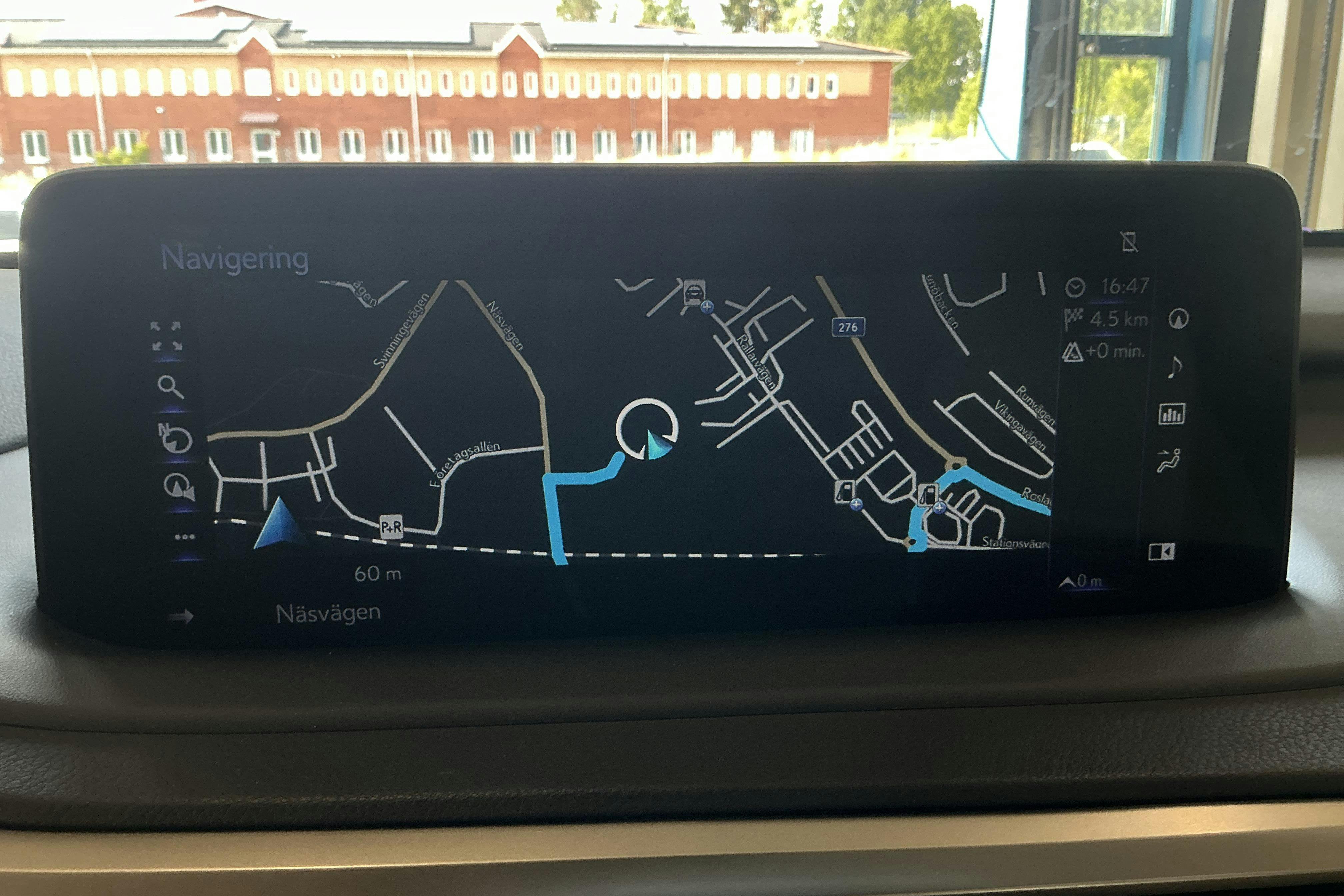 Vehicle Image 11