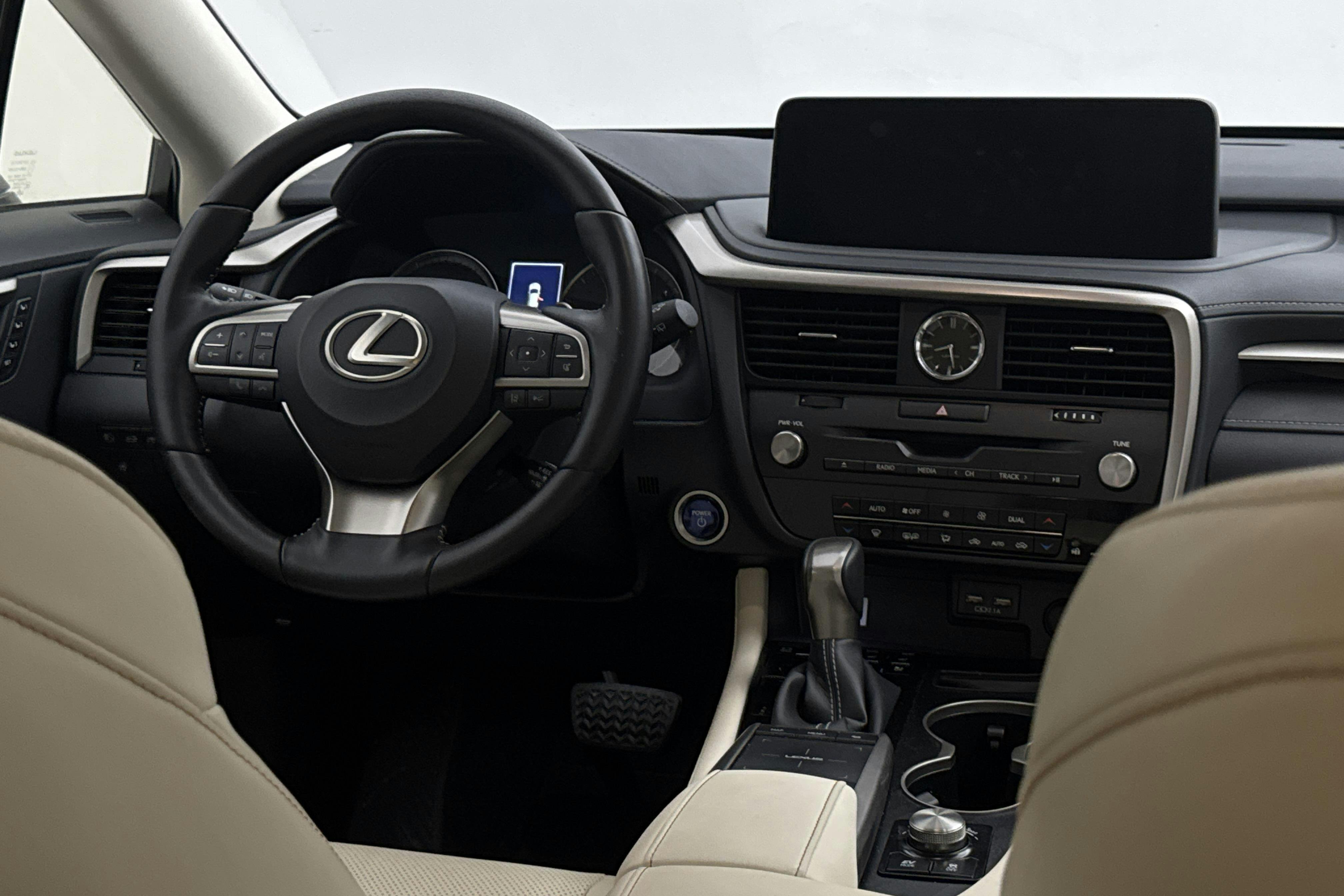 Vehicle Image 14