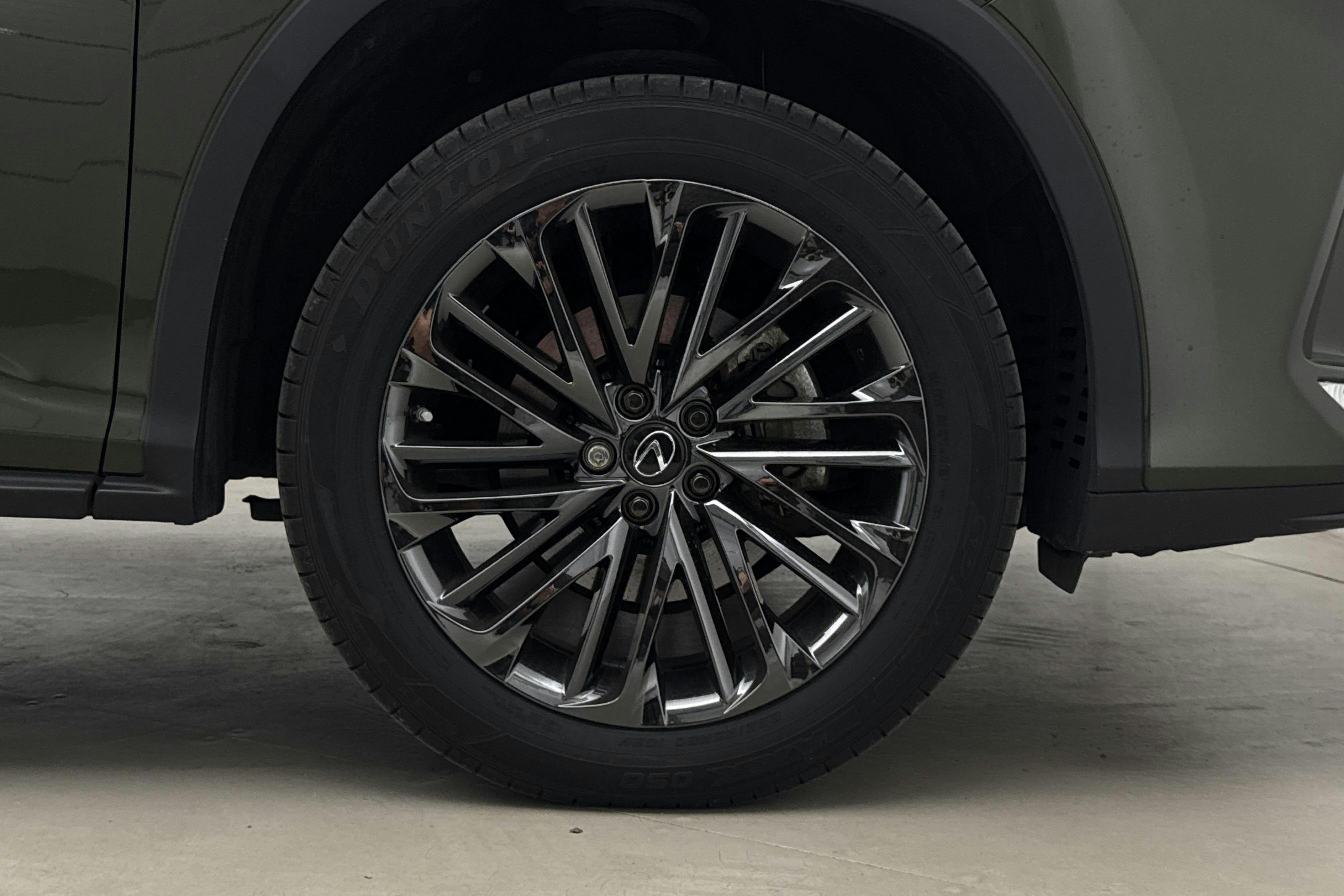 Vehicle Image 20
