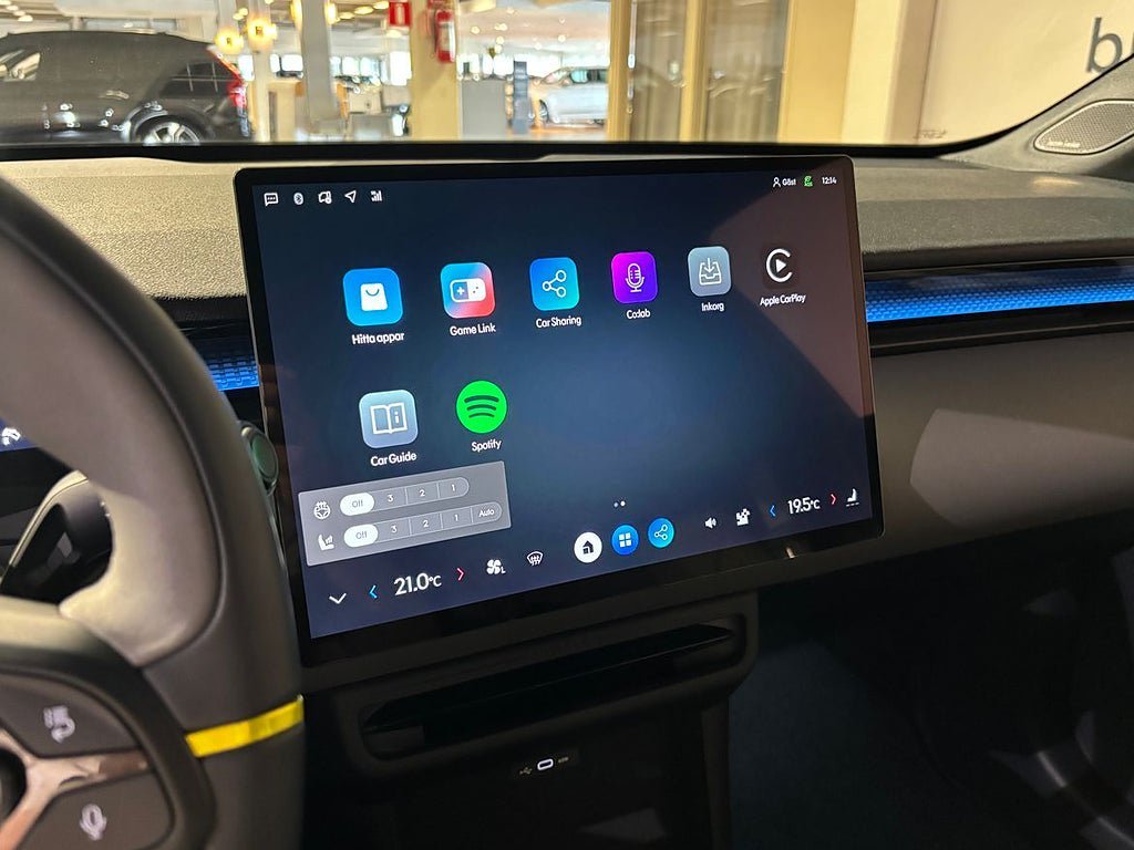 Vehicle Image 13