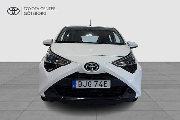 Vehicle Image 7