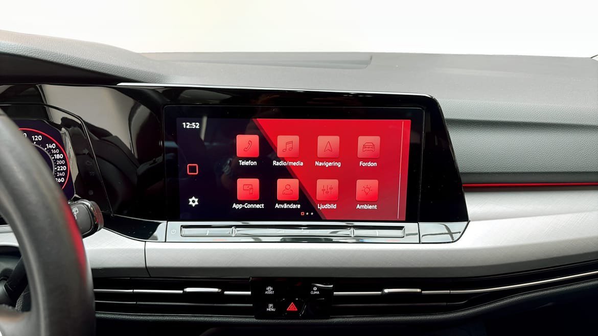 Vehicle Image 9