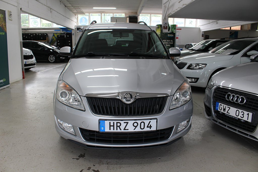 Vehicle Image 8