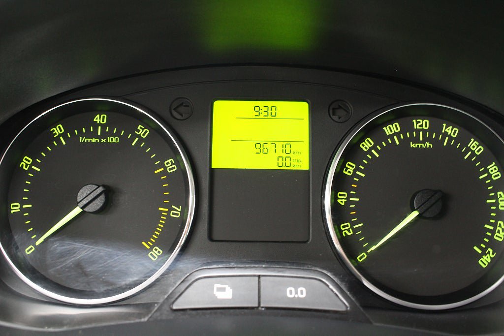 Vehicle Image 15