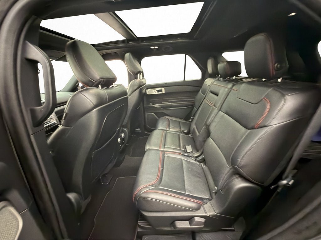 Vehicle Image 19