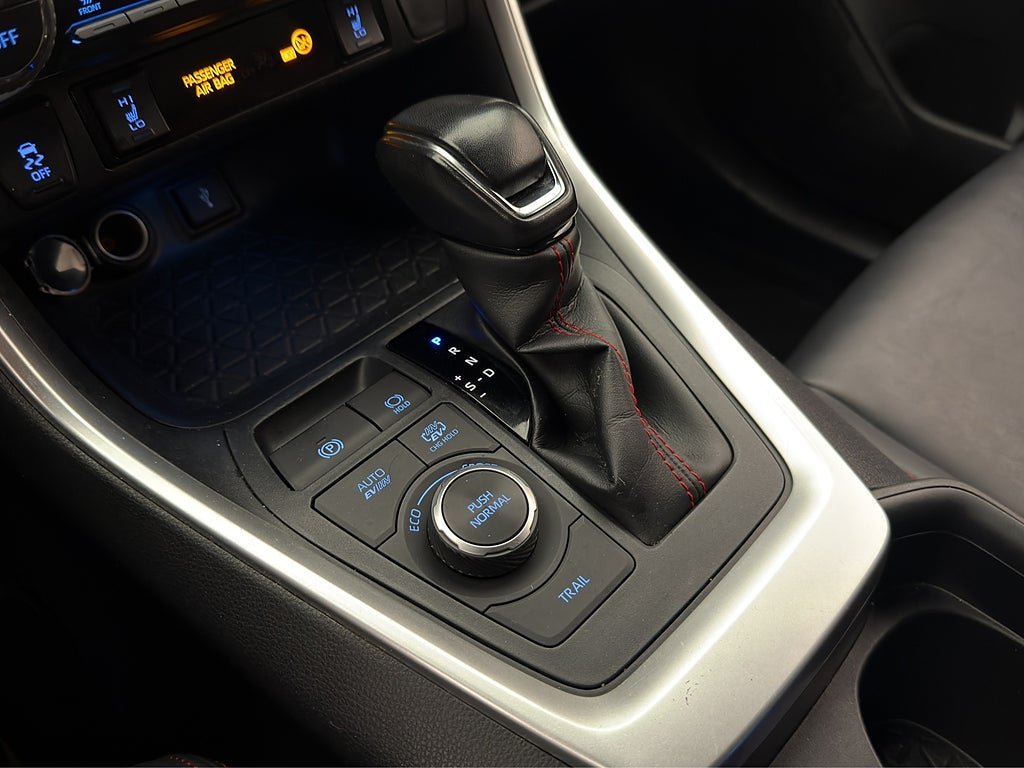 Vehicle Image 22